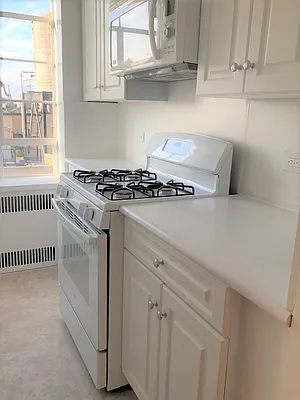 Rented by Rachel Realty | media 19