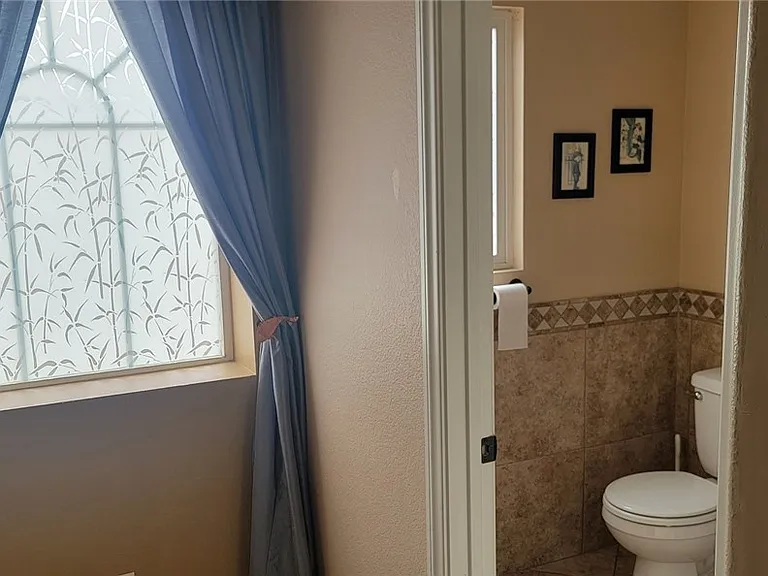 8201 Mountain Heather Ct — Photo 39