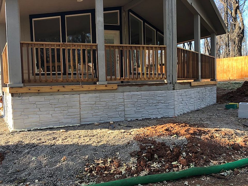2nd image of 13618 Jennifer Ct