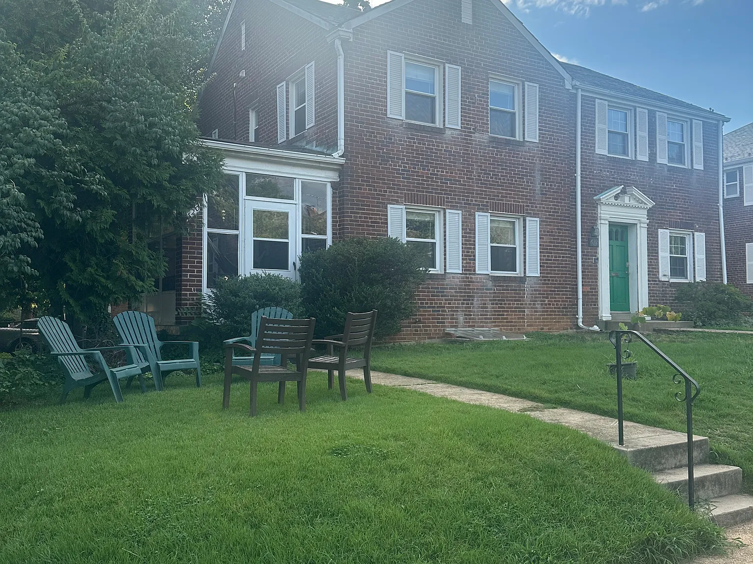 4 bed, 1651 sqft, $4,850 — Photo 1