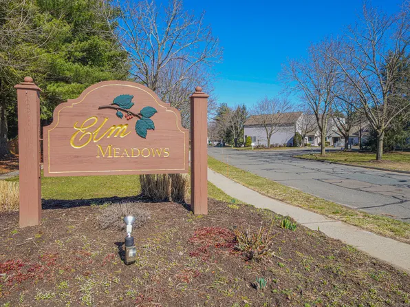 36 Elm Meadows #36, Enfield, CT 06082