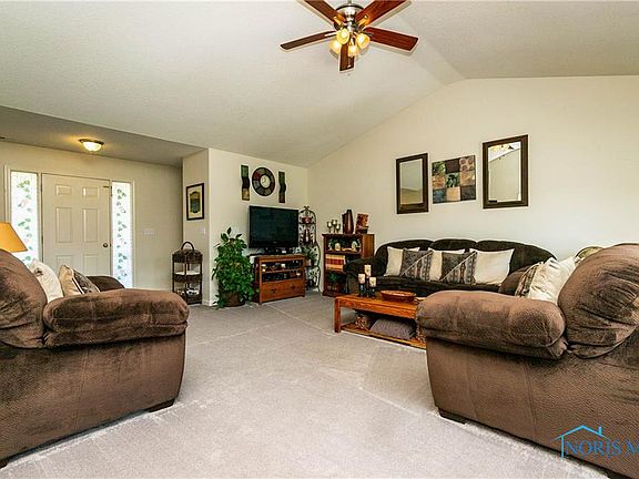 5th image of 1433 Riverbend Dr