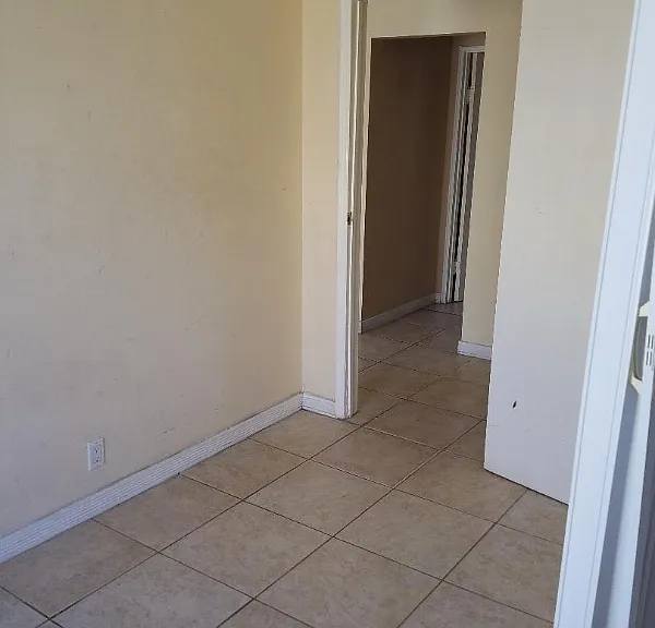 209 Columbia Pl — Photo 9