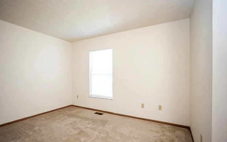 2 Bedroom, 2 Bath Bedroom