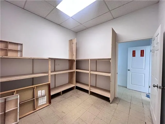 Studio, $3,500 — Photo 4