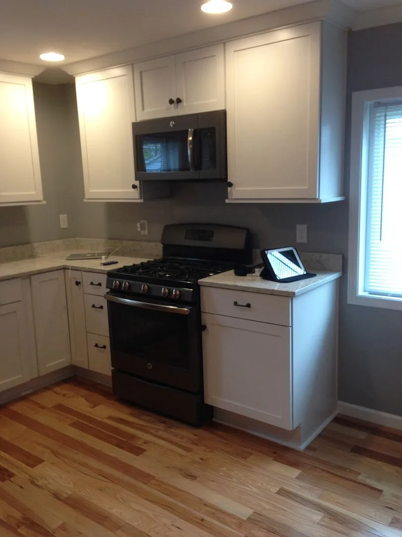 Milwaukee's vibrant Lower East Side Two-Bedroom Home — Photo 3