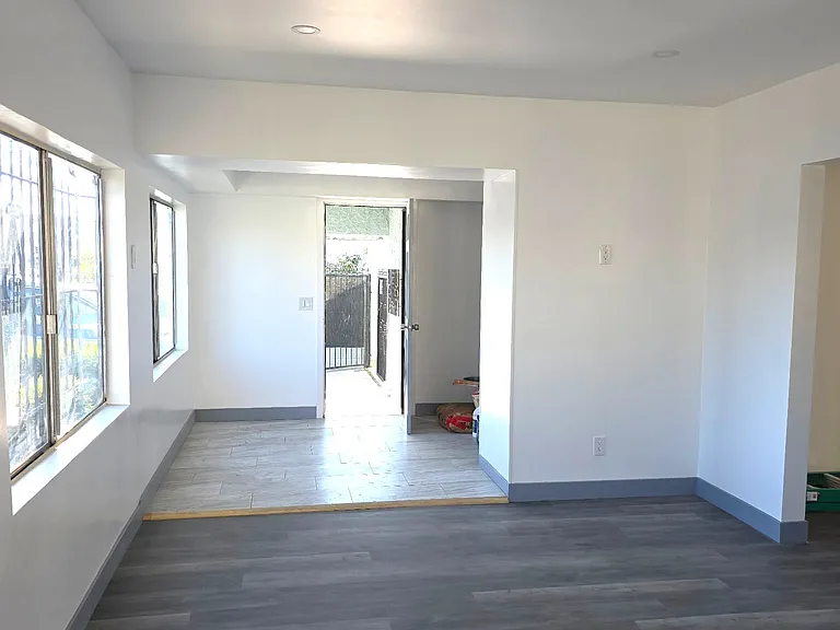 4539 Arlington Ave — Photo 11