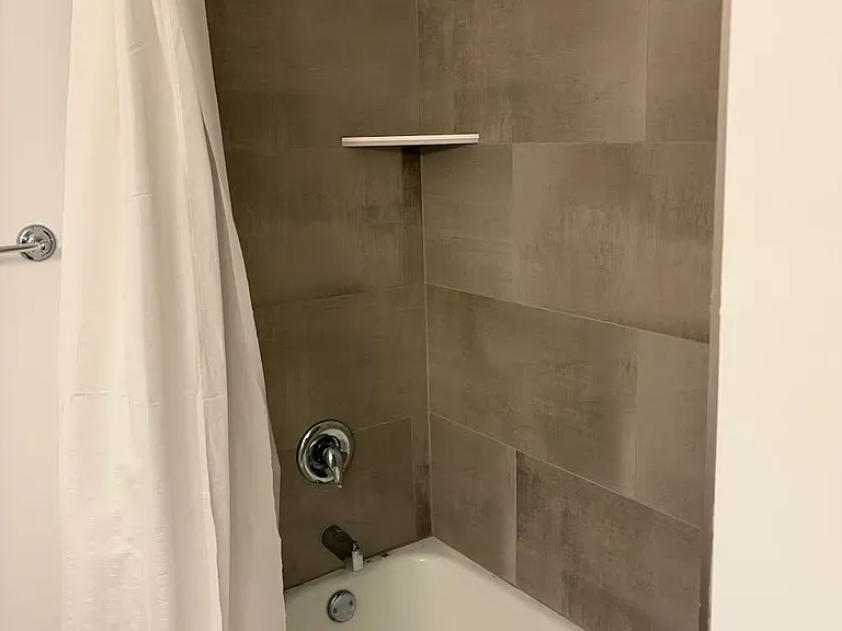 Newly Remodled Upstairs Bathroom