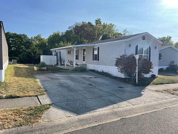 2nd image of 2407 Bluff Run Dr