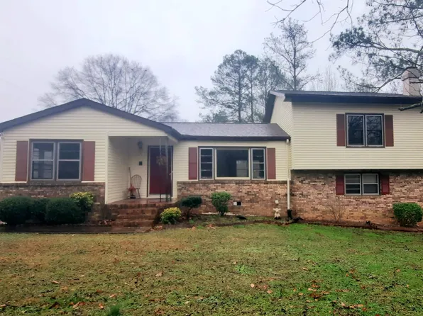 190 Jamback Rd, Anniston, AL 36207