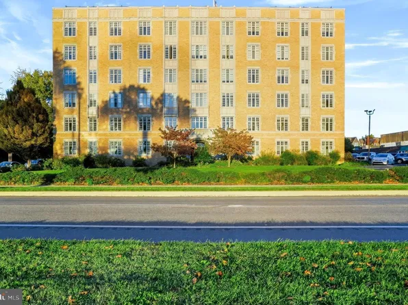 1525 N Front St Unit 607, Harrisburg, PA 17102