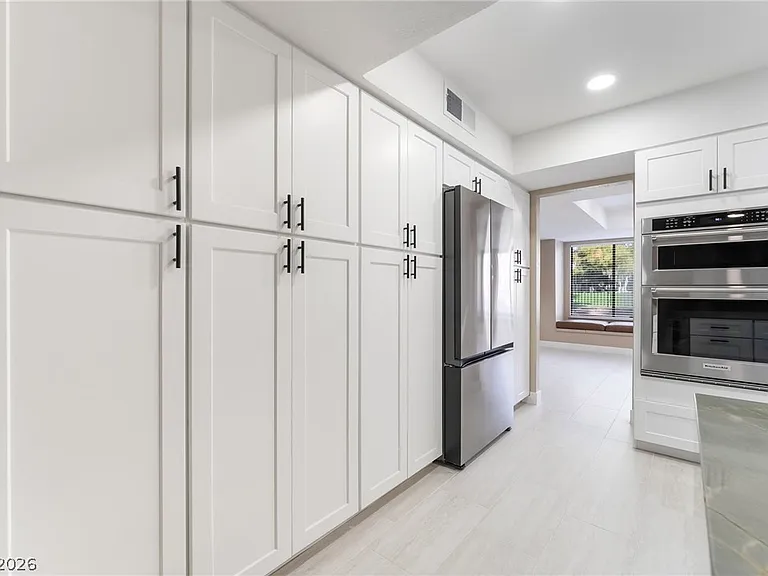 968 Pinehurst Dr — Photo 31