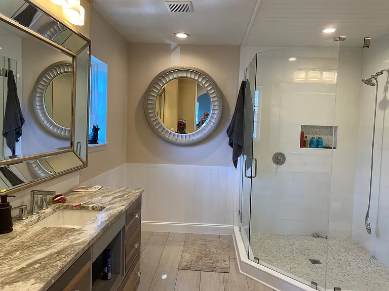 1715 W Watrous Ave — Photo 10