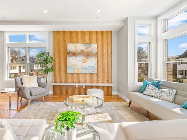 58-1 Alpine St, Somerville, MA 02144