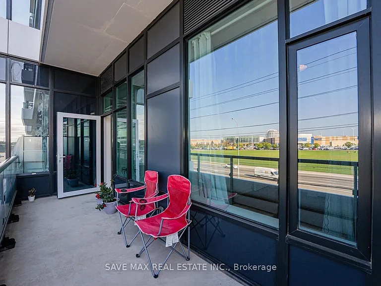 2485 Eglinton Ave W #402 — Photo 30