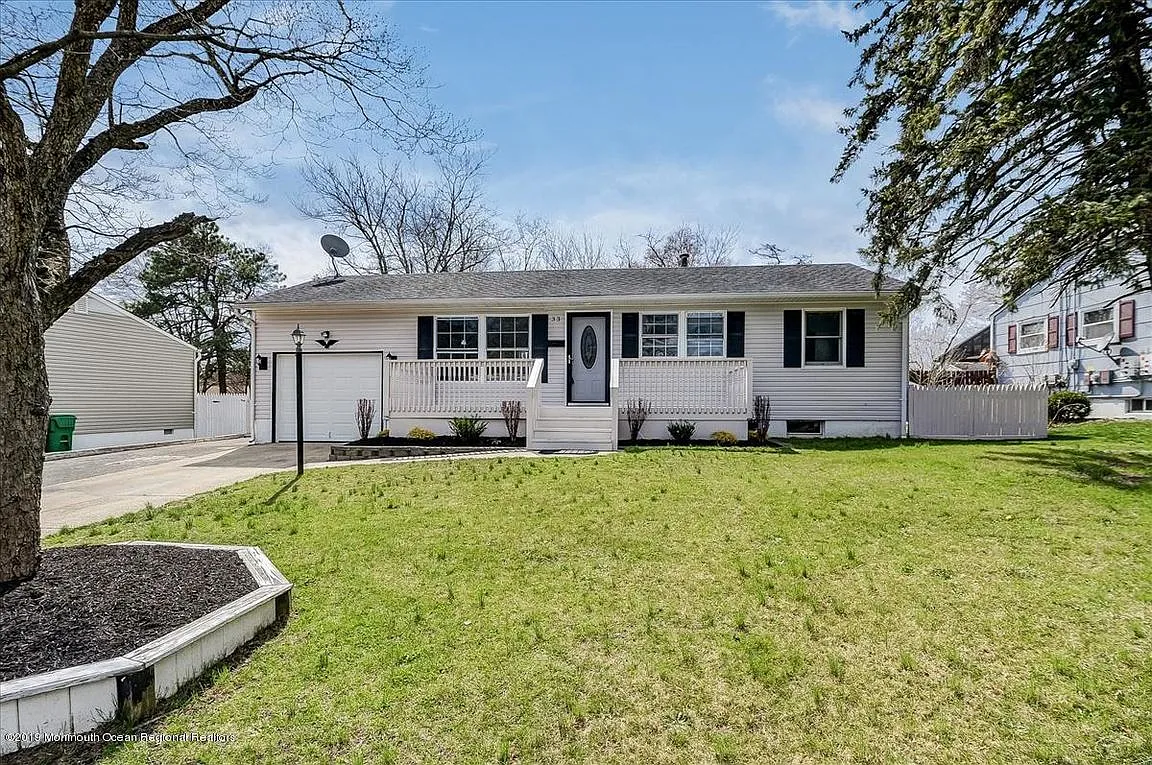 33 Tilton Ave photo 1