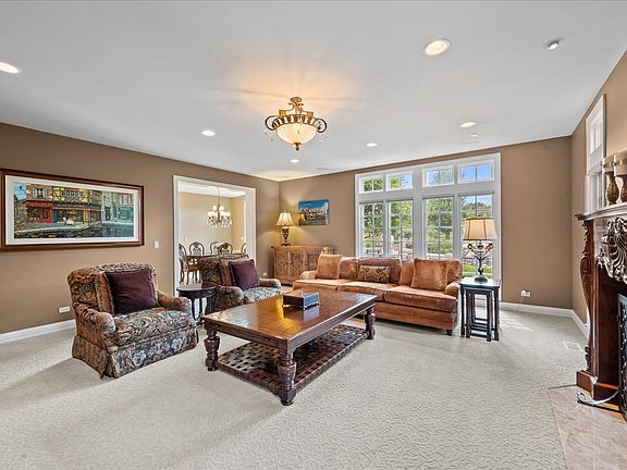 5th image of 1690 Tallgrass Ln