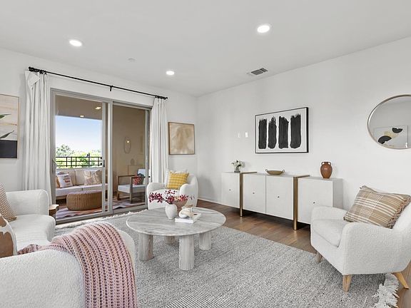 3rd image of 1069 Bigleaf Pl Unit 201