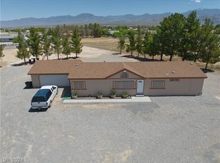 2120 E Gamebird Rd, Pahrump, NV 89048