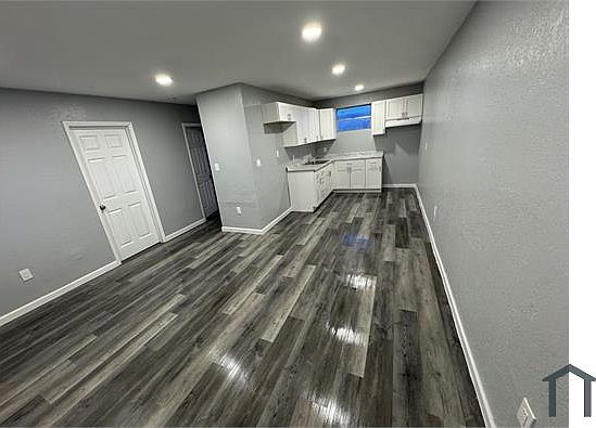 2nd image of 699 SW 6th St APT 3