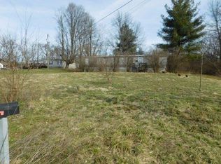 1307 Versailles Rd, Lawrenceburg, KY 40342