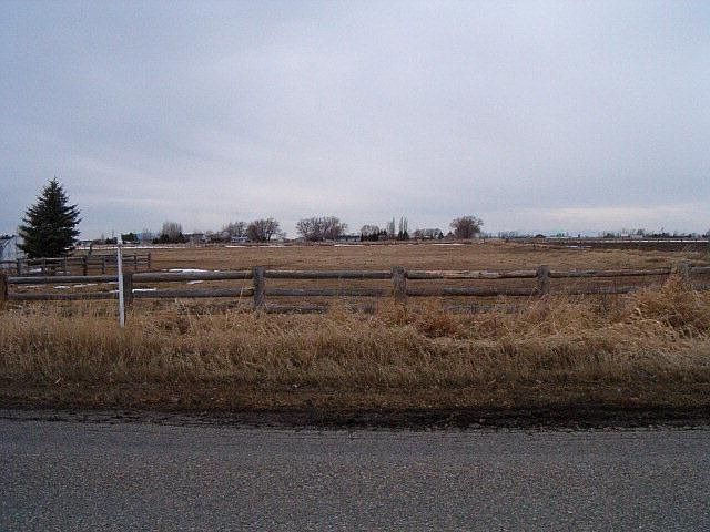 1st image of 1181 N 16th E