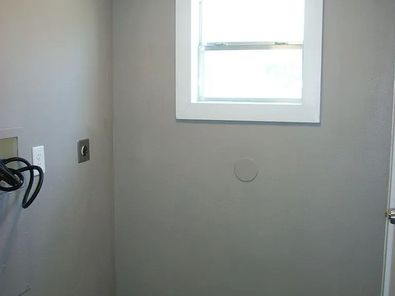340 McKinley Ave #1 — Photo 8