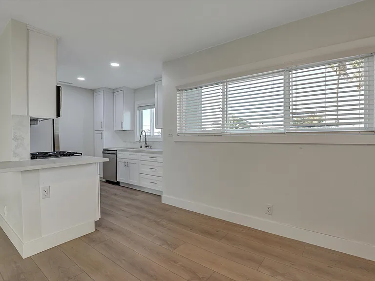 811 Buena Vis #9 — Photo 21
