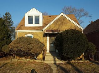 14240 S School St, Riverdale, IL 60827