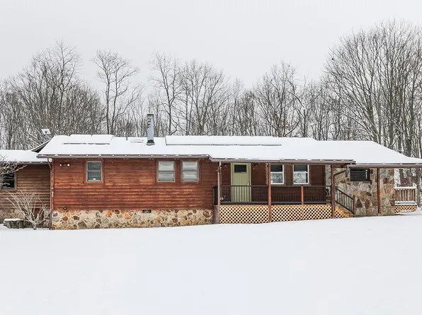 311 Middle Ridge Rd, Ohiopyle, PA 15470