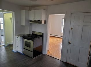 73 Barrows St APT 2, Dedham, MA 02026