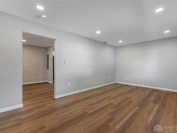 2nd image of 950 Southridge Ave