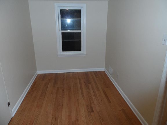 3rd image of 19 S Augustine St
