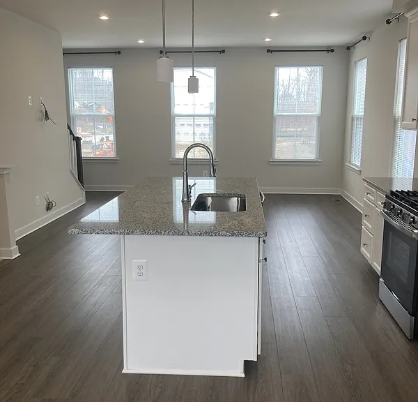 1951 Bellac Way — Photo 14