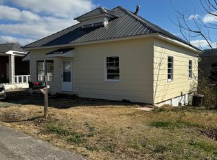 8 Twine St, Anniston, AL 36201