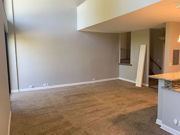 3rd image of 3001 S Michigan Ave Unit 502
