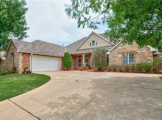 16512 Village Garden Dr, Edmond, OK 73012