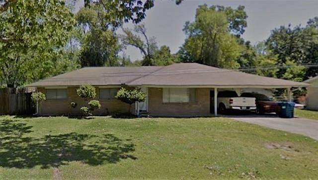 1st image of 204 Lynn Ln