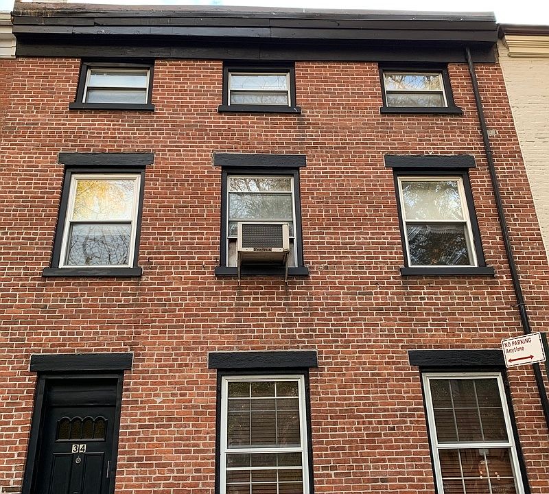 1st image of 34 Verandah Pl