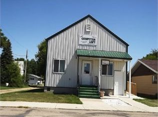 517 Railway St N, Fessenden, ND 58438
