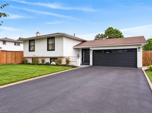 3 Regatta Dr, Saint Catharines, ON L2N 5P9