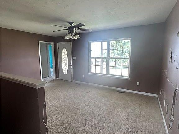 4th image of 1149 Riverwoods Dr