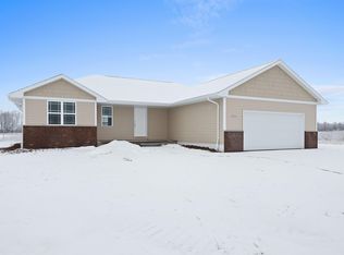 4559 Richard Ln, Green Bay, WI 54313