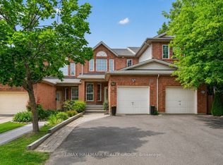 174 Carwood Cir, Ottawa, ON K1K 4V6