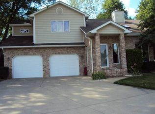 125 Cumberland Ct, Glen Carbon, IL