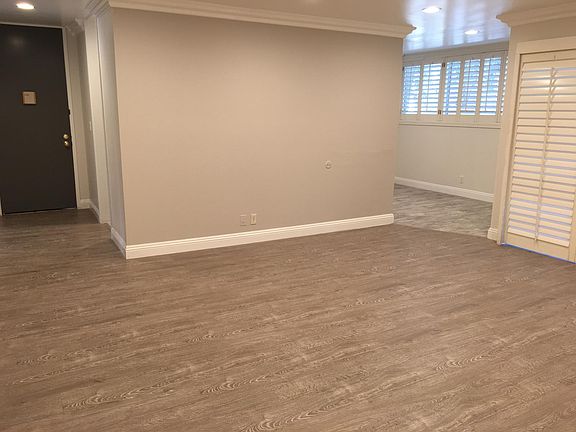 4th image of 5900 Canterbury Dr APT L127