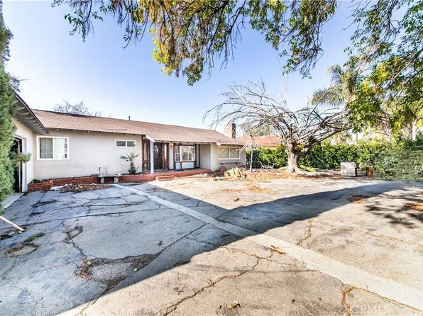 13207 Fellows Ave, Sylmar, CA 91342