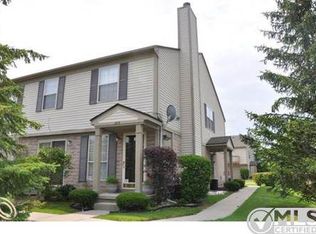 3113 High Pointe Ridge Rd #1, Orion, MI 48359