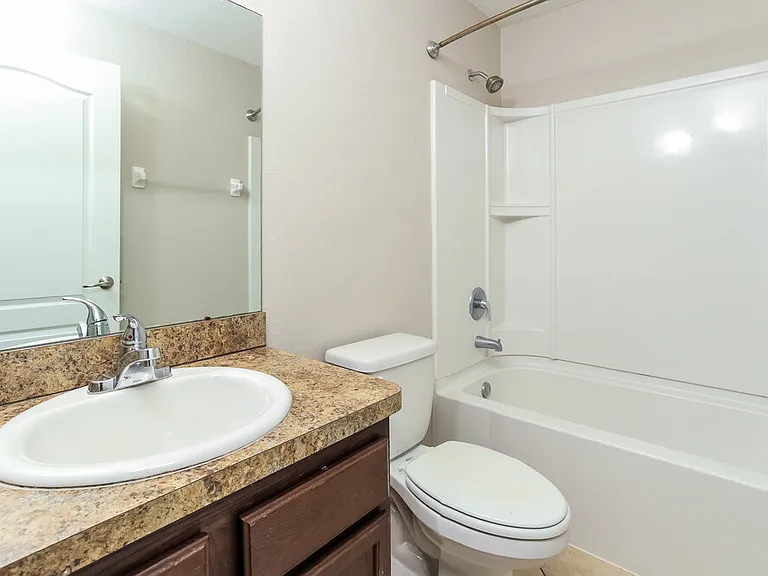 727 Barrister Dr — Photo 15