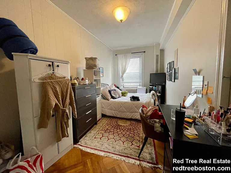 914 Beacon St #4 — Photo 30